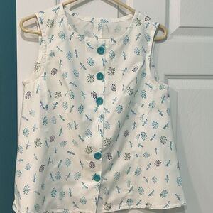 Ladies dragonfly print blouse